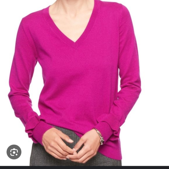 Banana Republic Sweaters - Banana Republic Women's Pink Sweater size M